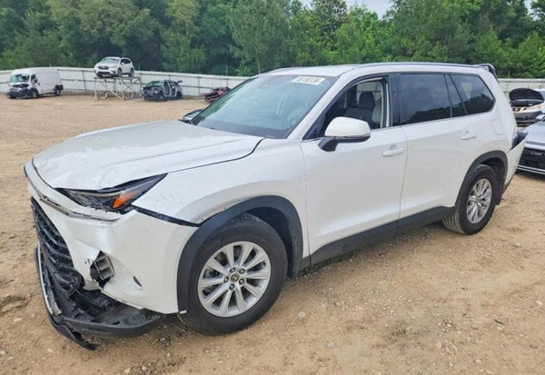 2024 Toyota Grand Highlander XLE Sport Utility 4D