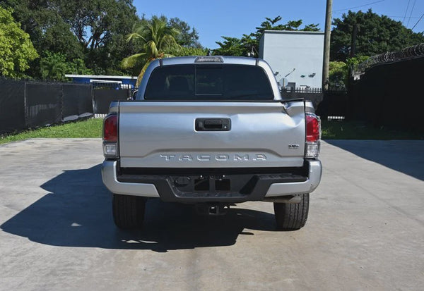 2023 Toyota Tacoma TRD Sport vehicle photo 5