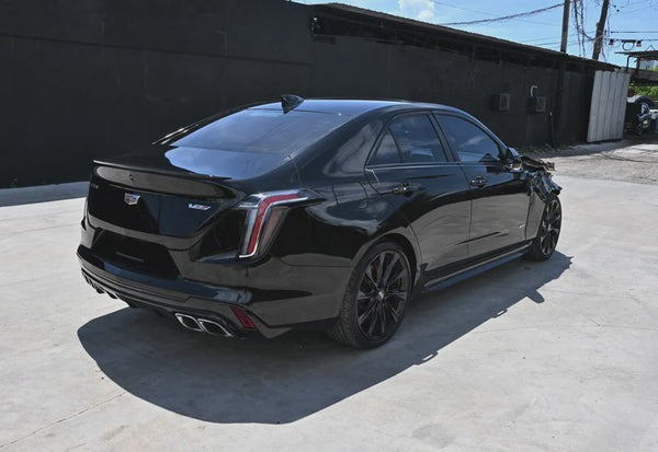 2021 Cadillac CT4-V Base vehicle photo 4