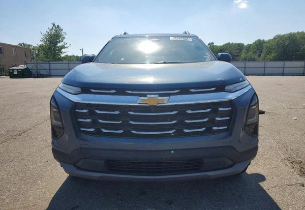 2025 Chevrolet Equinox LT photo 5