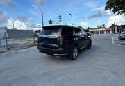 2023 Cadillac Escalade Premium Luxury thumbnail 4