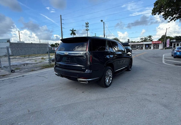 2023 Cadillac Escalade Premium Luxury vehicle photo 4