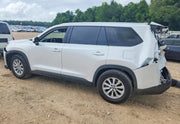 2024 Toyota Grand Highlander XLE Sport Utility 4D thumbnail 3