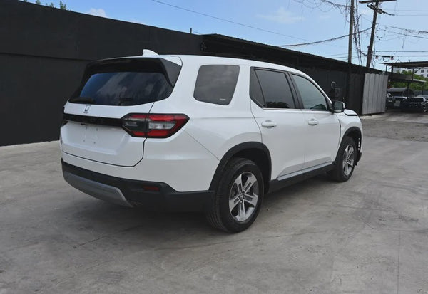 2025 Honda Pilot EX-L vehicle photo 5
