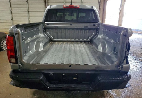 2025 Chevrolet Colorado Work Truck photo 6