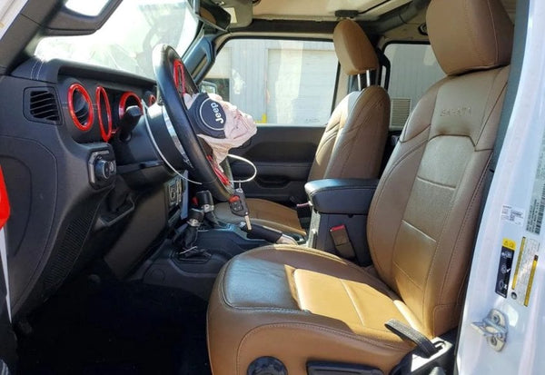 2021 Jeep Wrangler Unlimited Sahara photo 8