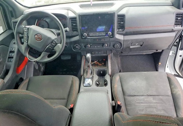 2023 Nissan Frontier photo 8