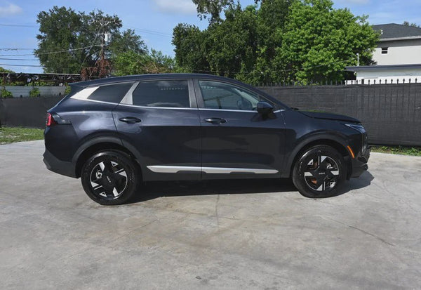 2026 Kia Sportage LX vehicle photo 7
