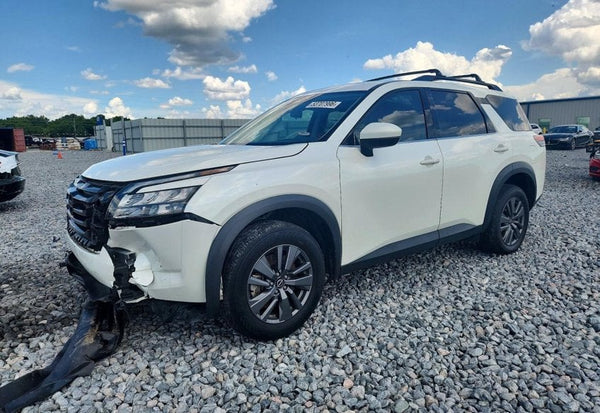 2023 Nissan Pathfinder SV vehicle photo 2