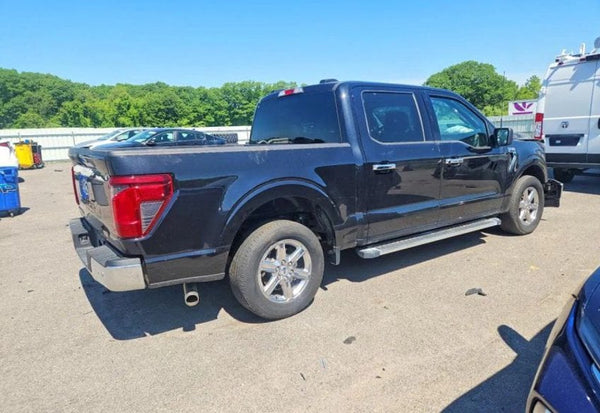 2025 Ford F-150 XLT Pickup 4D 5 1/2 ft photo 4