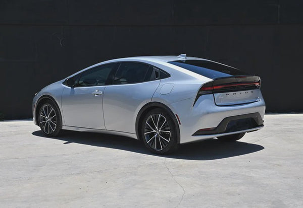 2024 Toyota Prius XLE vehicle photo 3