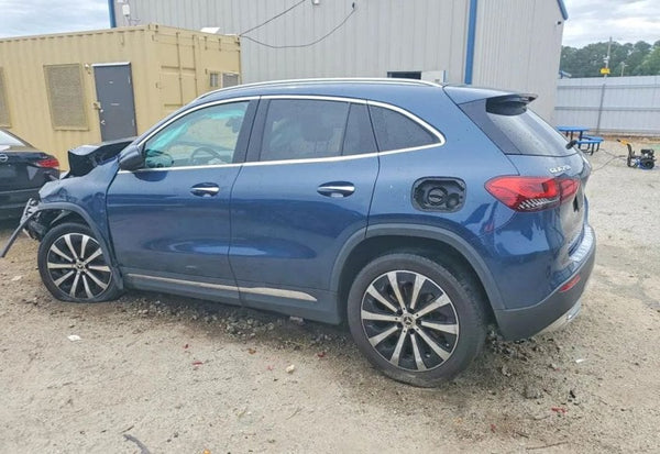 2021 Mercedes-Benz GLA GLA 250 photo 2