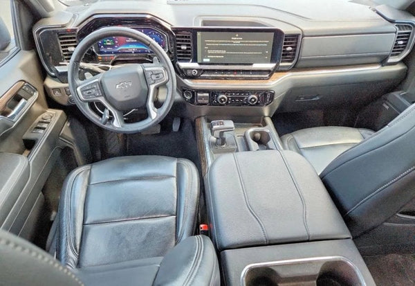 2023 Chevrolet Silverado 1500 RST photo 8