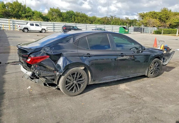 2025 Toyota Camry SE photo 3