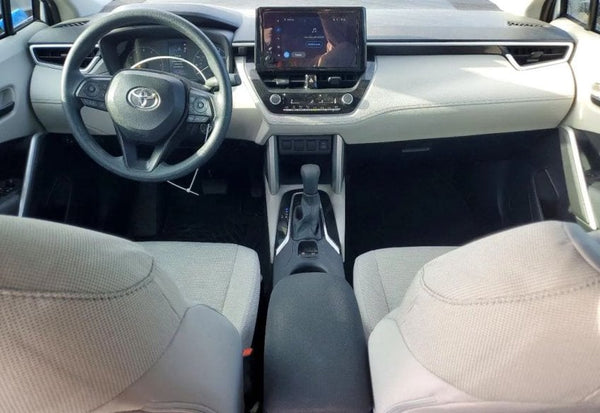 2025 Toyota Corolla Cross L vehicle photo 9