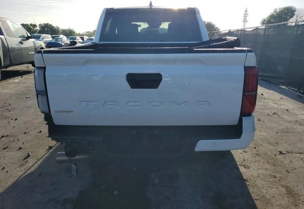 2025 Toyota Tacoma SR5 photo 6
