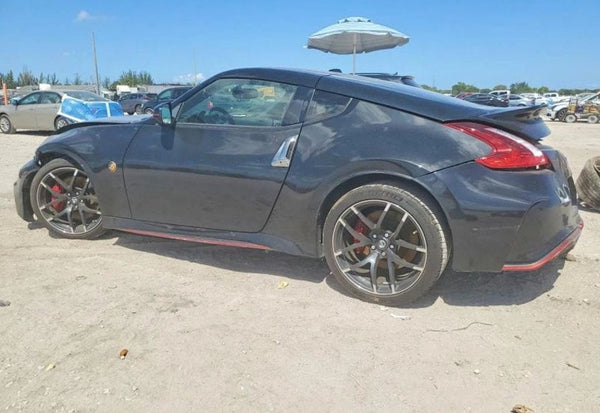 2019 Nissan 370Z NISMO Coupe 2D vehicle photo 4