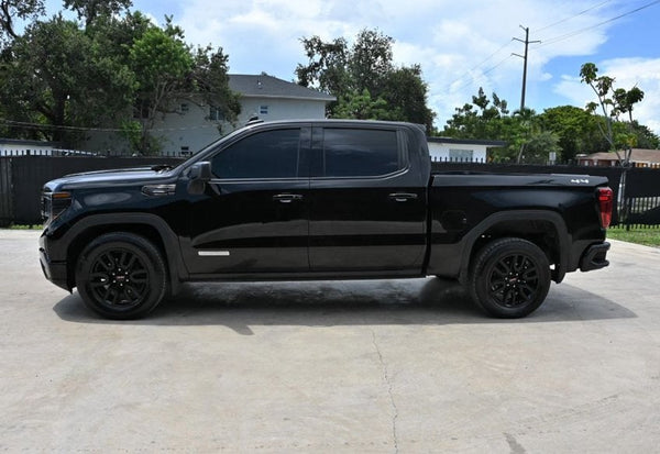 2024 GMC Sierra 1500 Elevation Standard vehicle photo 5