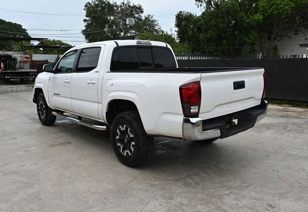 2020 Toyota Tacoma SR5 vehicle photo 4
