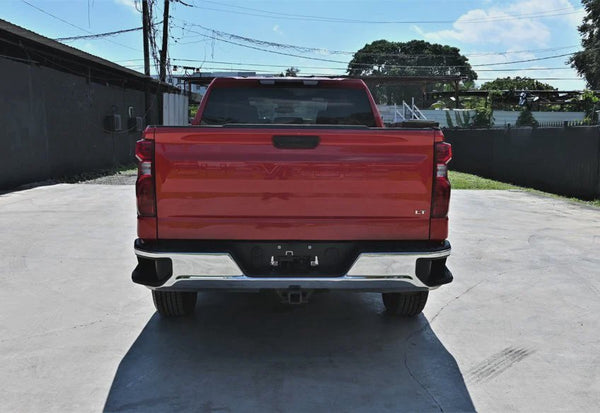 2023 Chevrolet Silverado 1500 LT vehicle photo 5