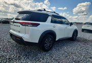 2023 Nissan Pathfinder SV thumbnail 16