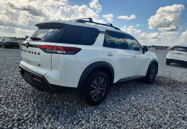 2023 Nissan Pathfinder SV vehicle photo 4