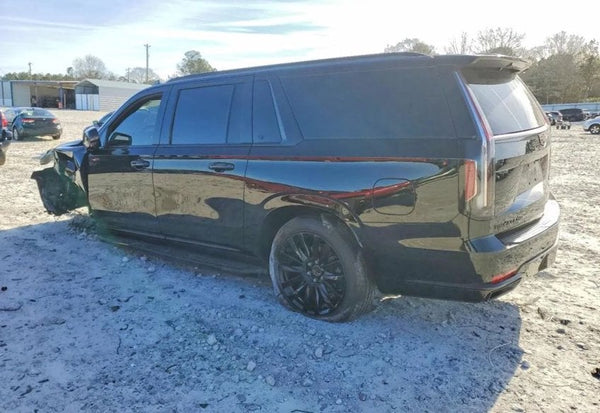 2022 Cadillac Escalade ESV Luxury photo 4