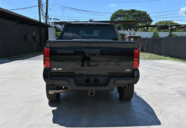 2025 Toyota Tacoma SR5 vehicle photo 7