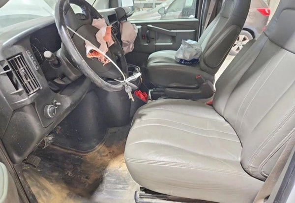 2023 Chevrolet Express 2500 photo 8