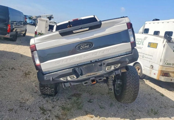 2019 Ford F-350 Super Duty Lariat vehicle photo 6