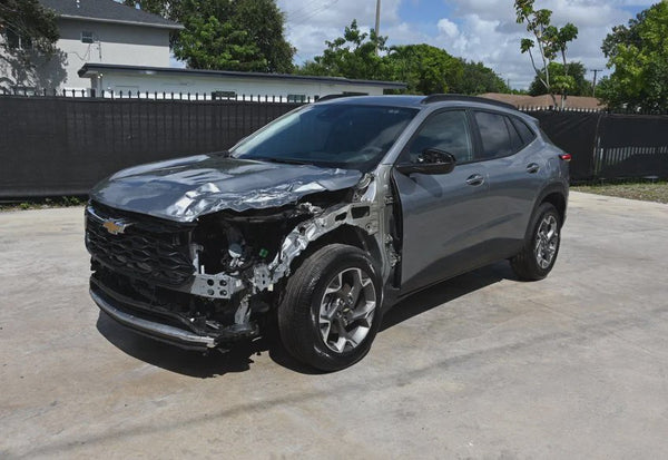 2026 Chevrolet Trax LT vehicle photo 2