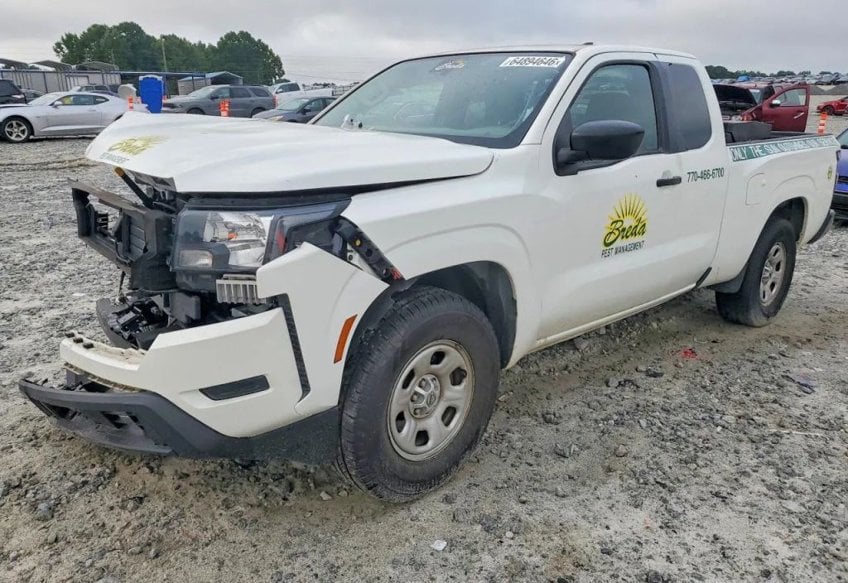 2024 Nissan Frontier S main vehicle photo