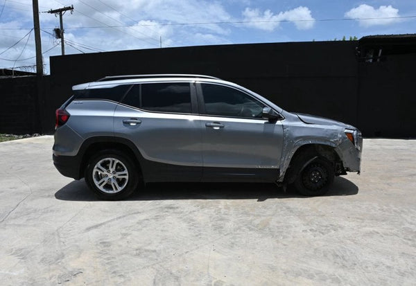 2023 GMC Terrain SLE photo 6