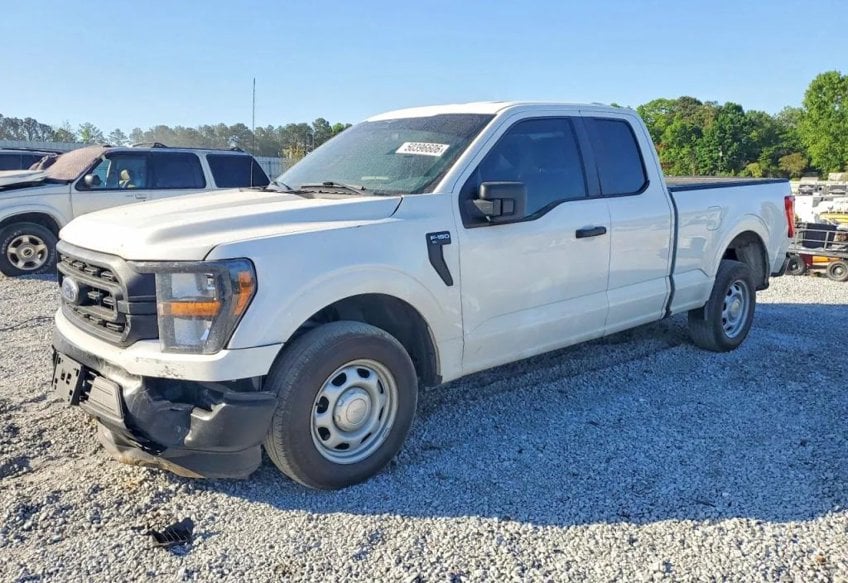 2023 Ford F-150 XL main vehicle photo