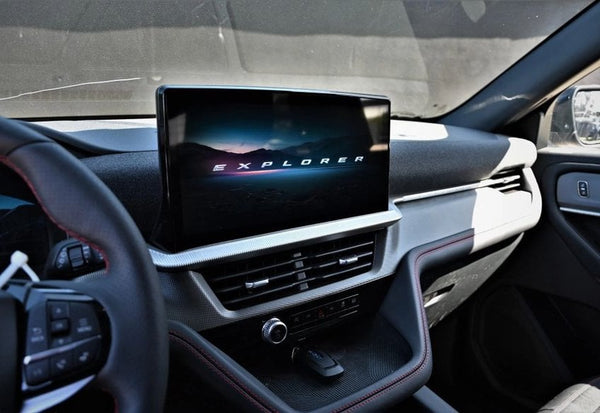 2025 Ford Explorer ST-Line photo 8