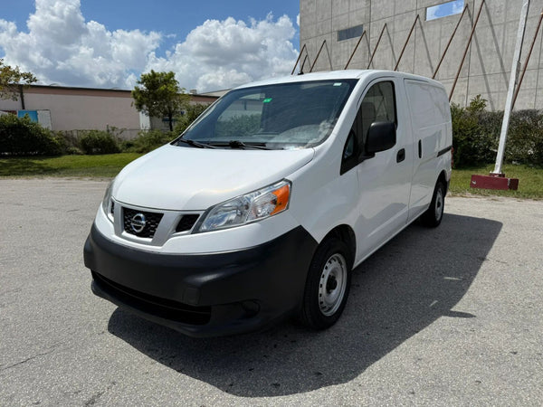 2019 NISSAN NV200 S VAN 4D vehicle photo 3