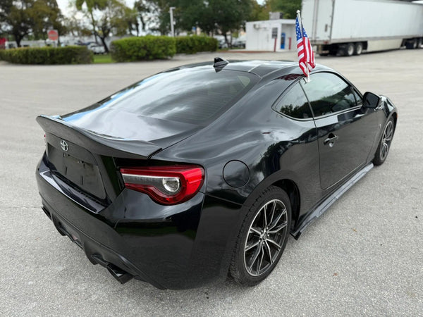 2020 TOYOTA 86 COUPE 2D vehicle photo 7
