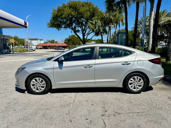 2019 HYUNDAI ELANTRA SE SEDAN 4D vehicle photo 4