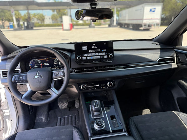 2023 MITSUBISHI OUTLANDER SE BLACK EDITION SPORT UTILITY 4D