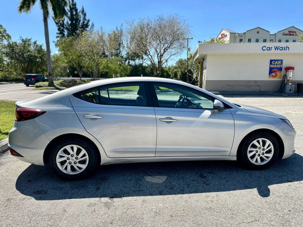 2019 HYUNDAI ELANTRA SE SEDAN 4D vehicle photo 8