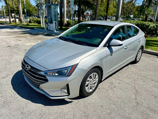 2019 HYUNDAI ELANTRA SE SEDAN 4D vehicle photo 2