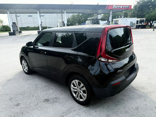 2022 KIA SOUL LX WAGON 4D vehicle photo 5