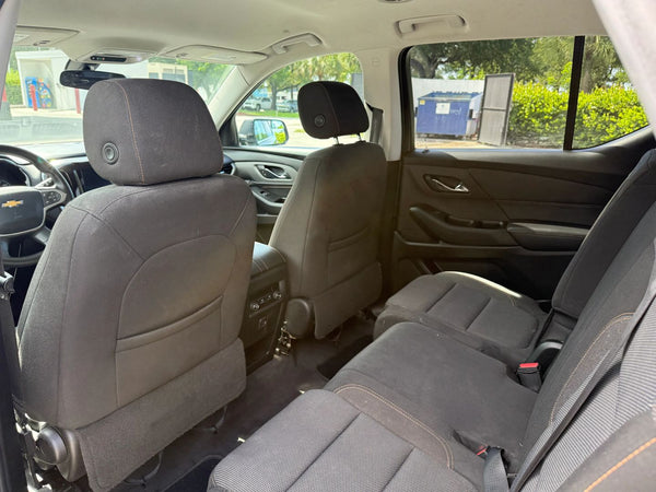 2020 CHEVROLET TRAVERSE LS SPORT UTILITY 4D vehicle photo 6