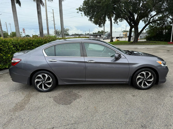 2017 HONDA ACCORD EX-L SEDAN 4D vehicle photo 8
