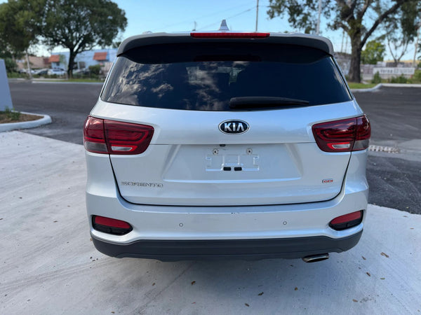 2019 KIA SORENTO LX SPORT UTILITY 4D vehicle photo 6