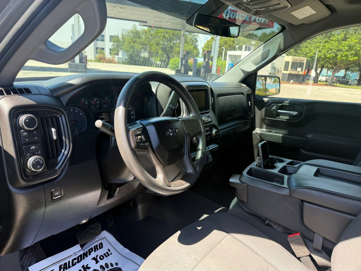2020 CHEVROLET SILVERADO 1500 CREW CAB CUSTOM TRAIL BOSS PICKUP 4D 5 3/4 FT main vehicle photo