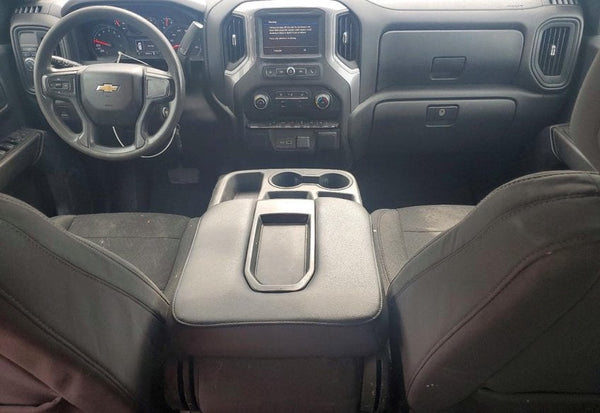 2022 Chevrolet Silverado 1500 Limited Custom photo 8