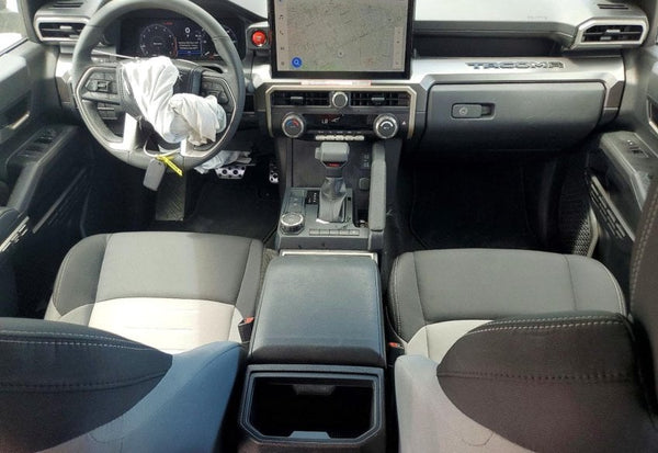 2025 Toyota Tacoma SR5 vehicle photo 8