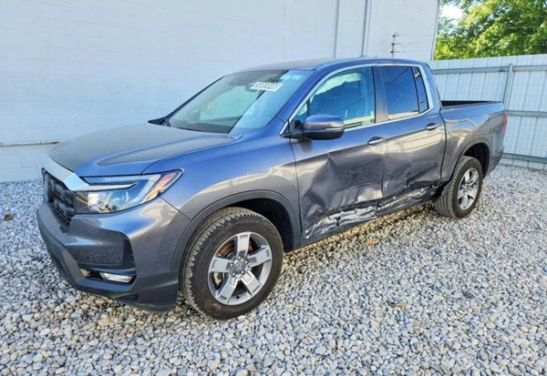 2025 Honda Ridgeline RTL Pickup 4D 5 ft vehicle photo 2