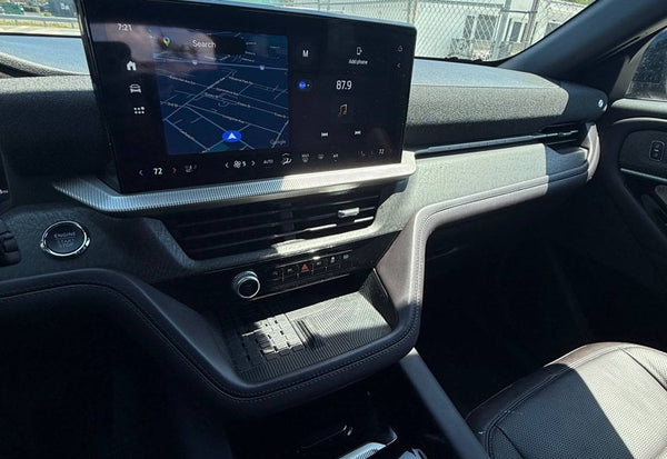2025 Ford Explorer Platinum photo 12